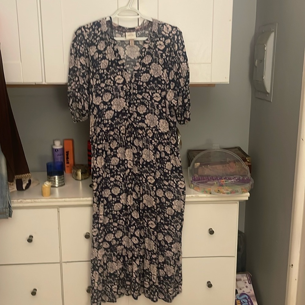 Dress with light pink roses images